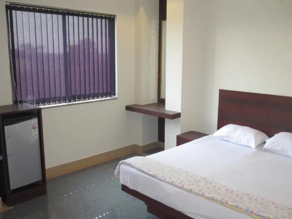 Deluxe Double Room, City View