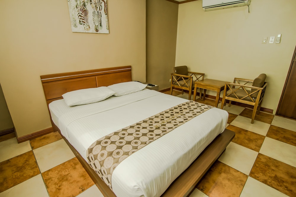 Standard Double Room, 1 Queen Bed, Accessible, Non Smoking - Photo 9
