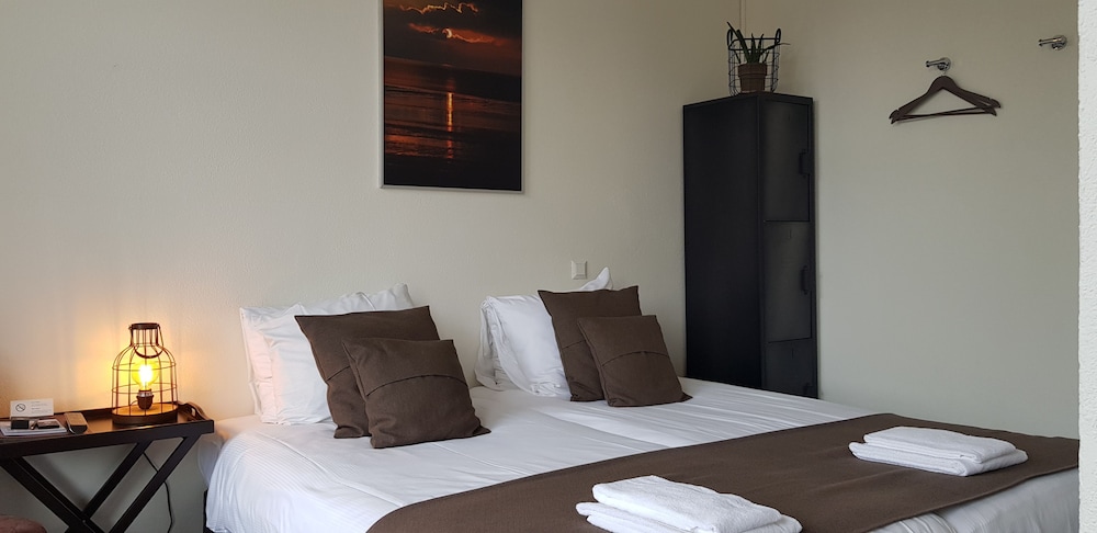 Standard Double Room photo 3