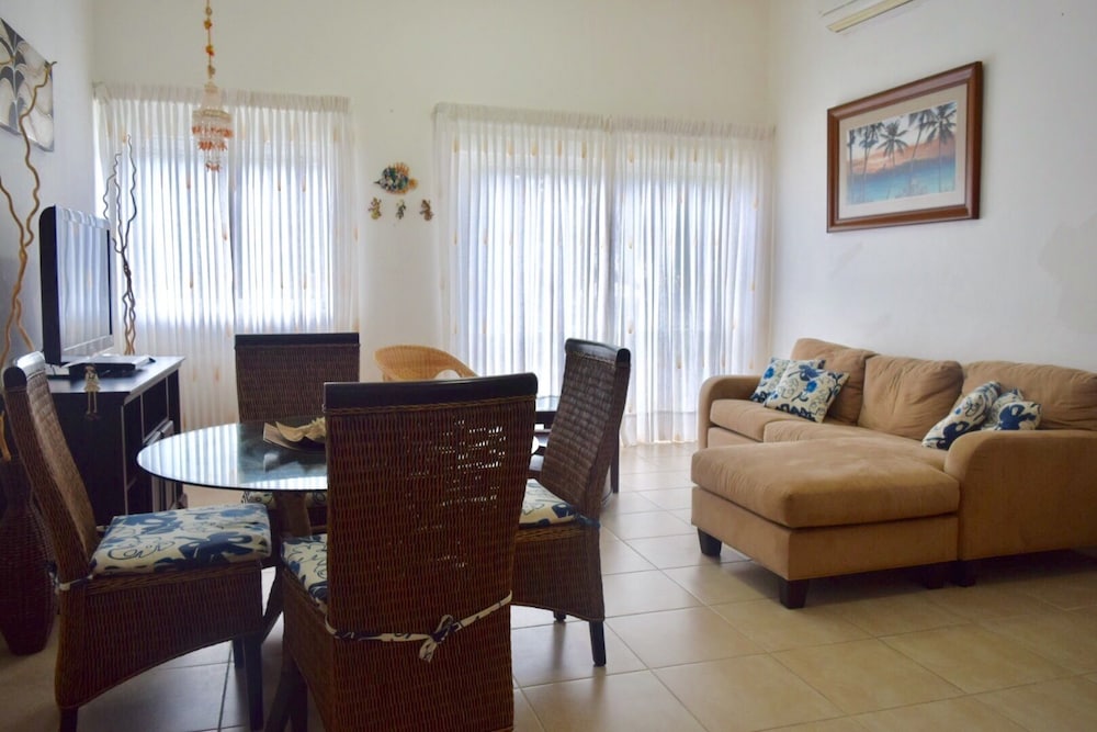 Superior Apartment, 3 Bedrooms, Accessible, Garden View photo 2