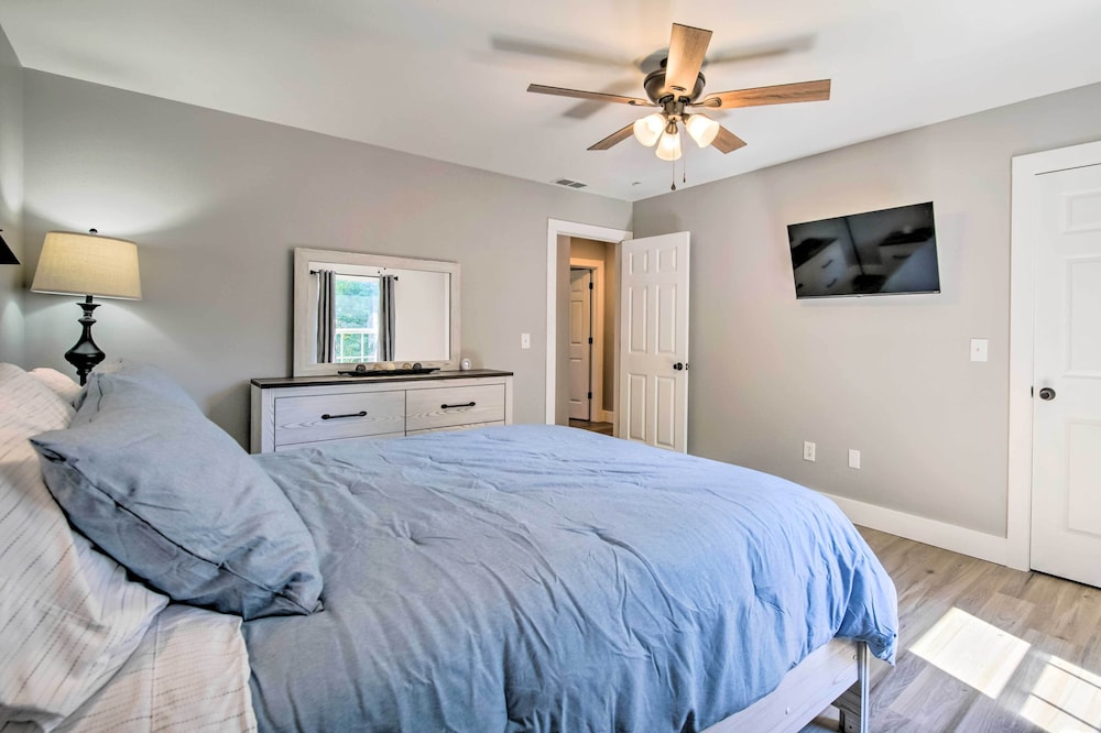 House (2 Bedrooms) photo 3