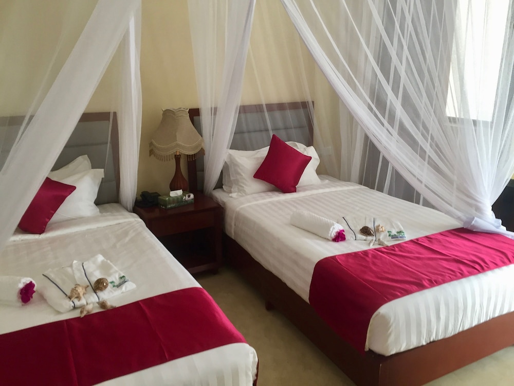 Family Room, Multiple Beds