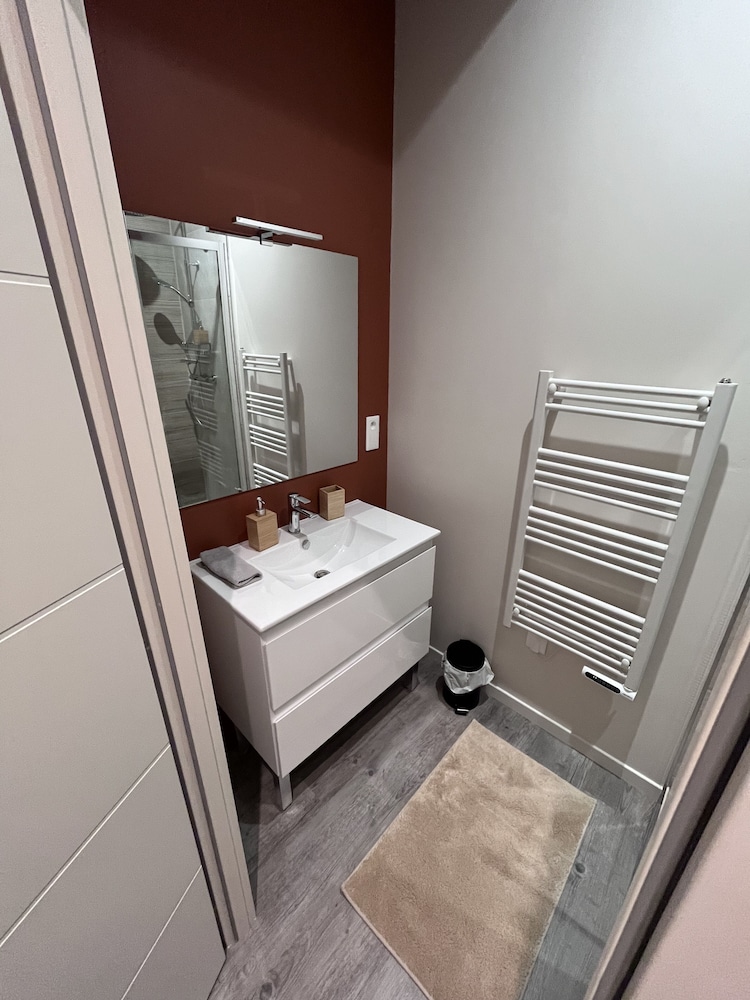 Design Townhome photo 2