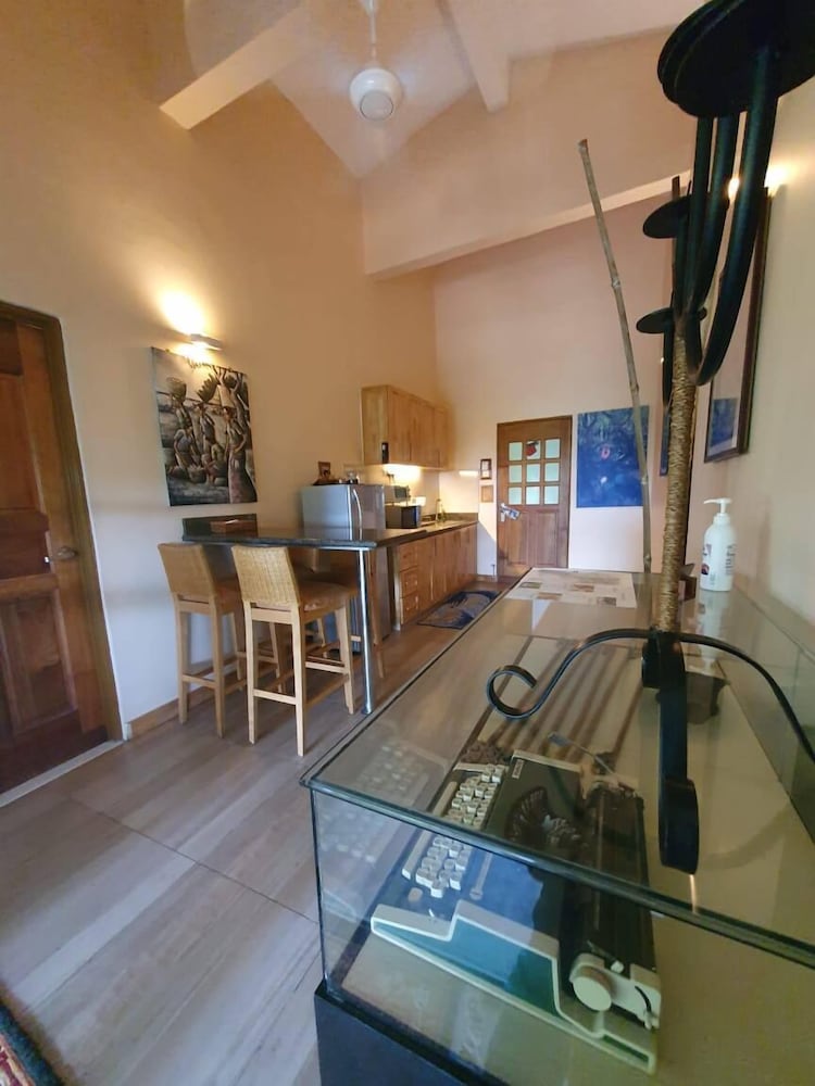 Single Storey Two Bedrooms Cottage - Photo 2