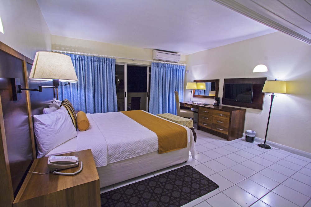 Superior Ocean View Room