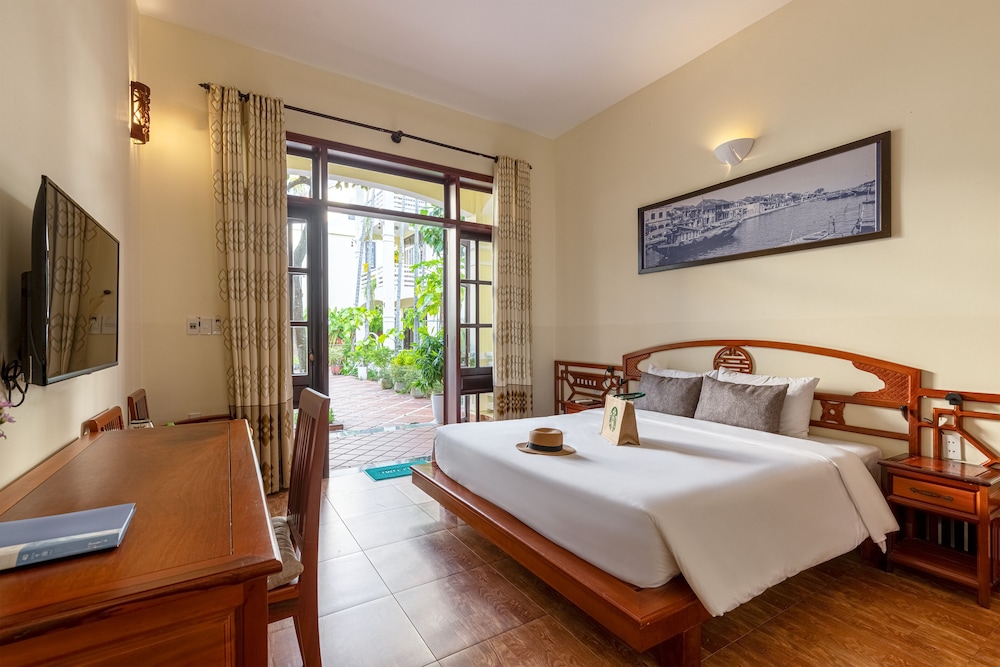 Basic Double Room photo 2