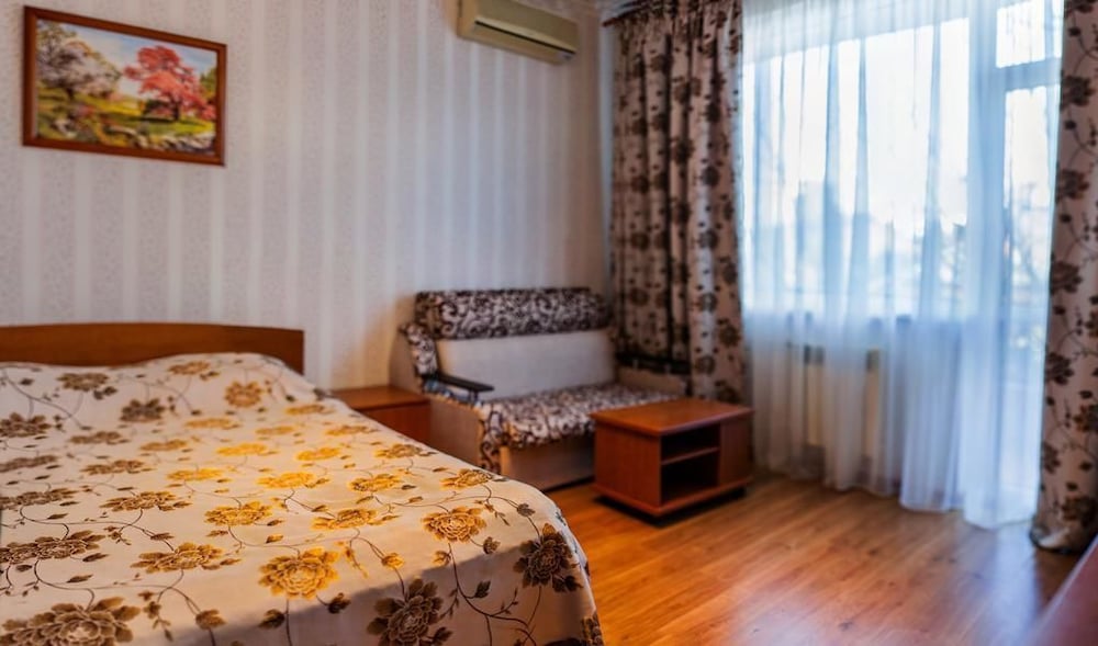 Standard Double Room, City View photo 2