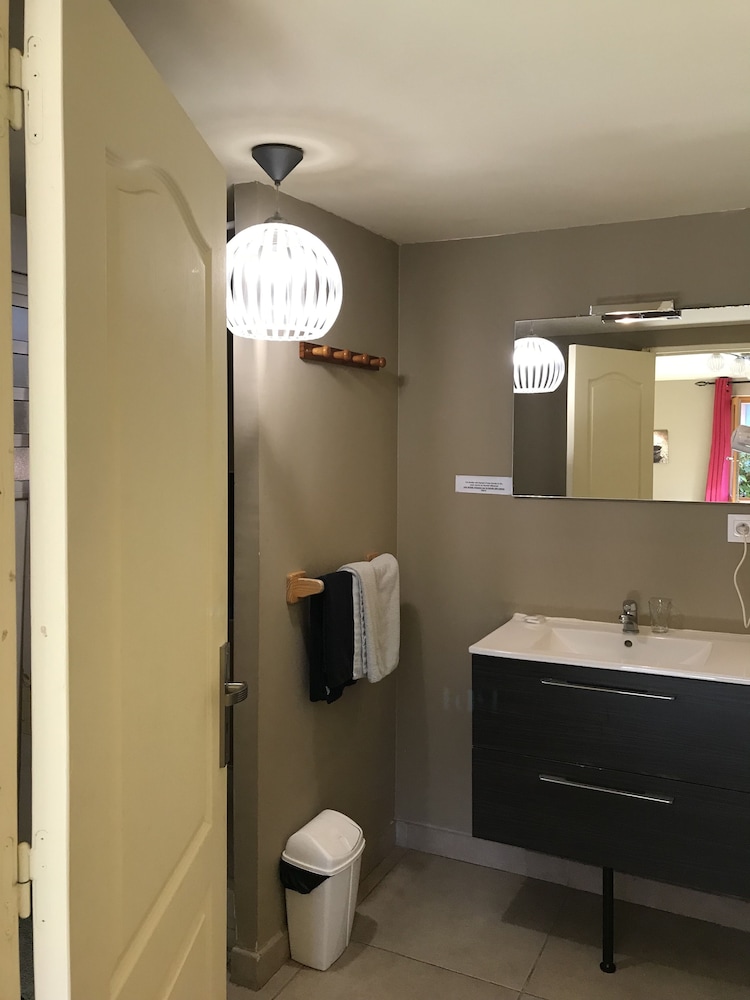 Superior Double or Twin Room, Kitchenette (21), photo 6