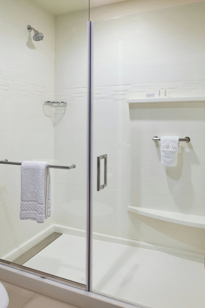 Studio, Multiple Beds (Hearing Accessible), photo 6