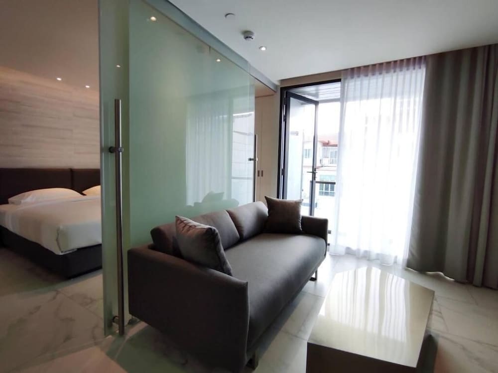 Executive Room