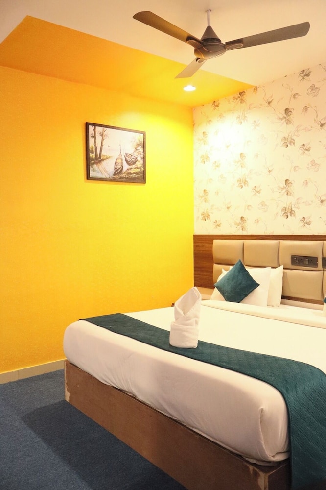 Premier Double Room - Photo 23