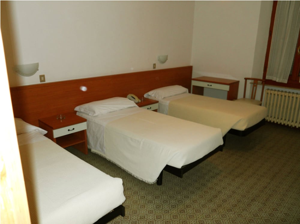 Quadruple Room photo 3