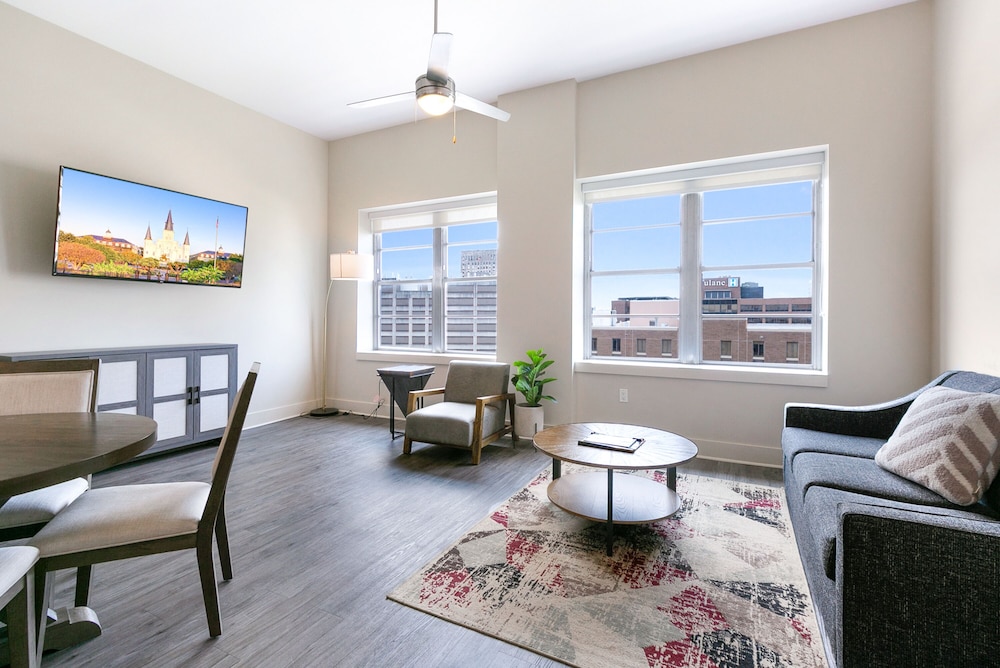 Luxury Condo, 1 Bedroom
