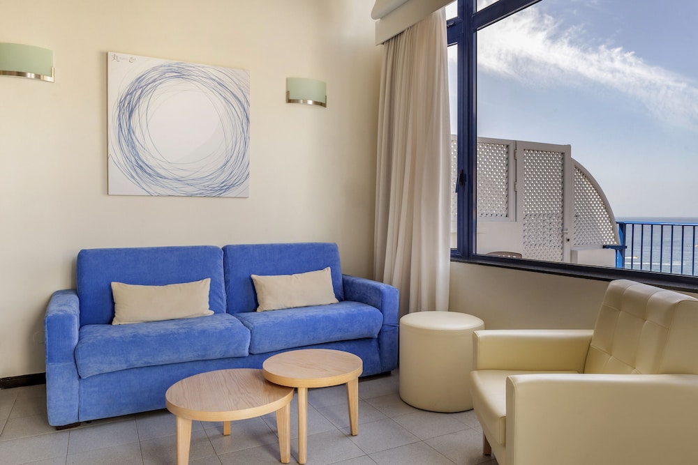 Apartment, 2 Bedrooms - Photo 10