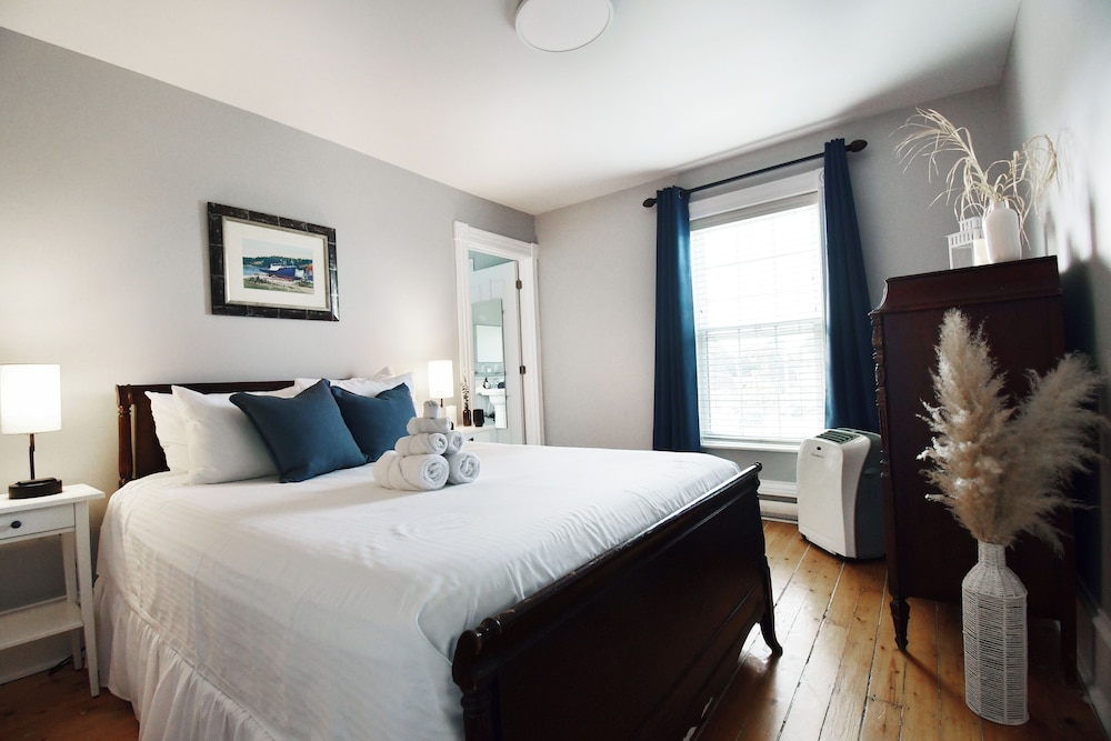 Classic Room, 1 Queen Bed