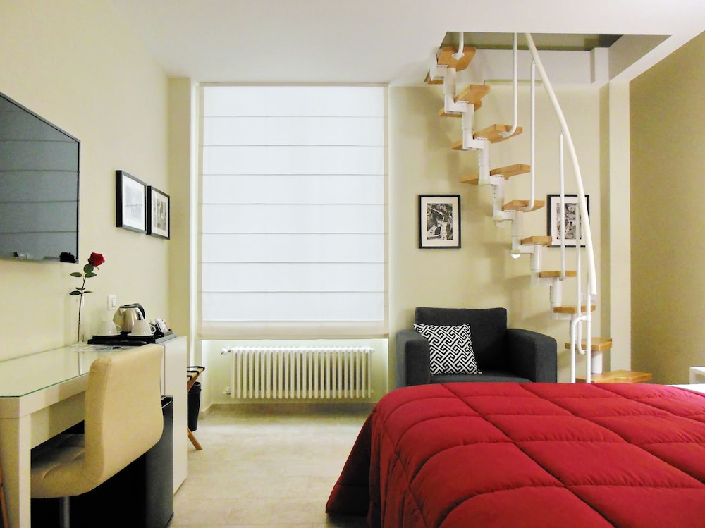 Deluxe Room - Photo 1