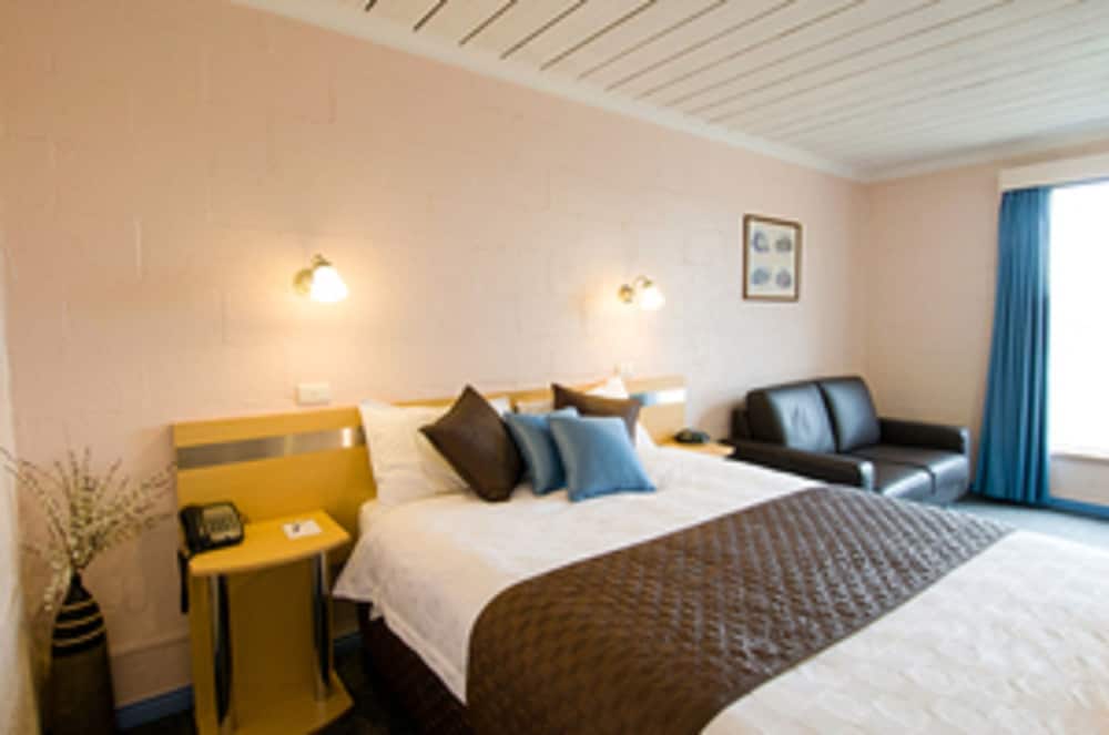 Supreme Twin Room