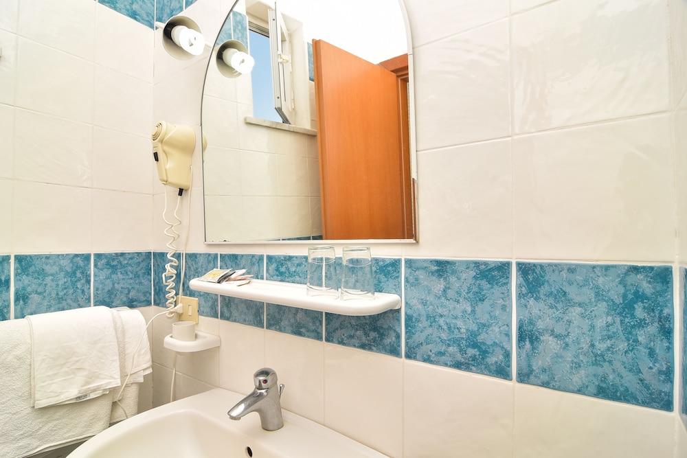 Double Room Sea View - Photo 4