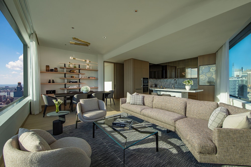 Two Bedroom Penthouse (Non Smoking)