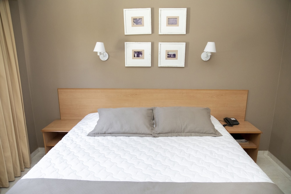 Superior Double or Twin Room, Pool View - Photo 2