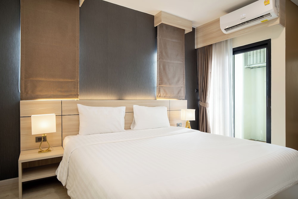 Studio Suite, 1 Bedroom photo 2