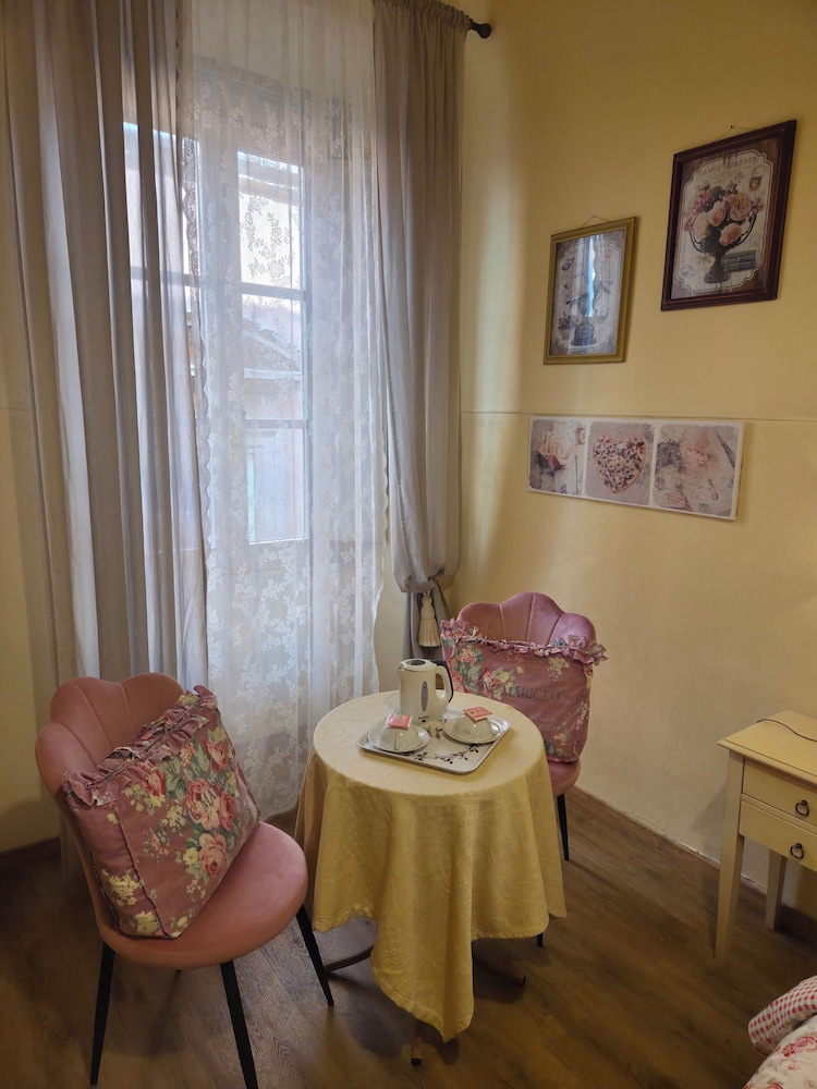 Classic Room - Photo 6