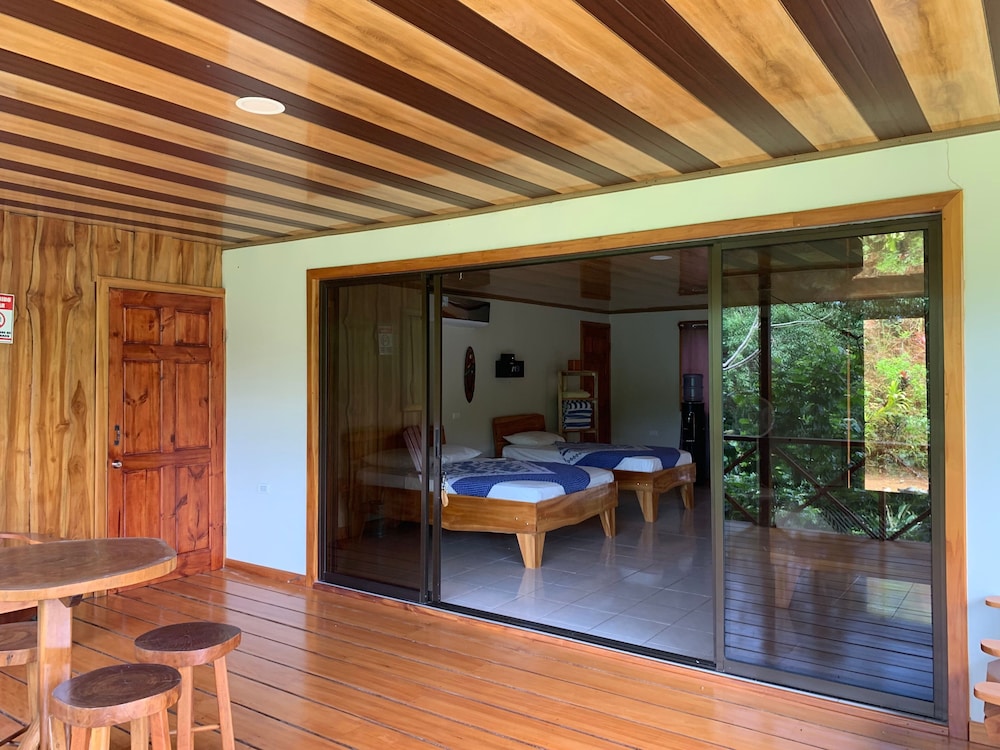 Room, 1 Bedroom, Balcony, Garden View photo 2