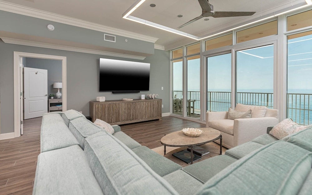 Condo, 4 Bedrooms