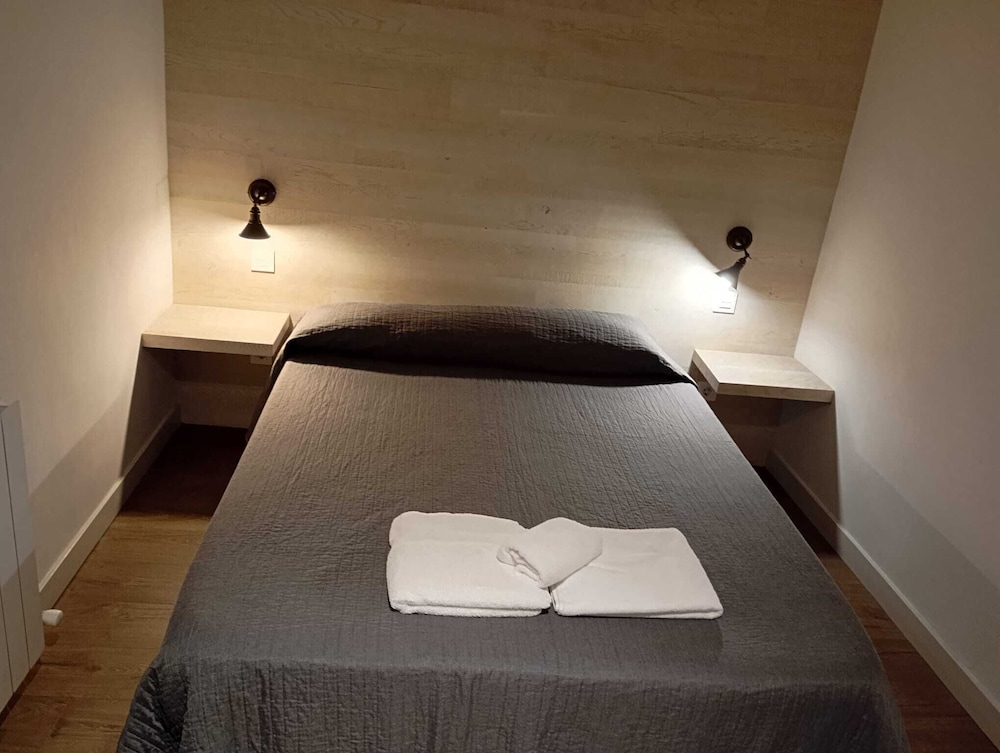Basic Double Room