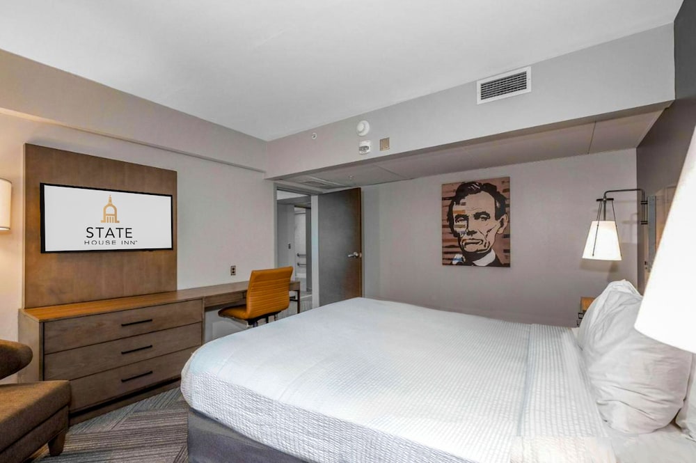 King Suite - Photo 4