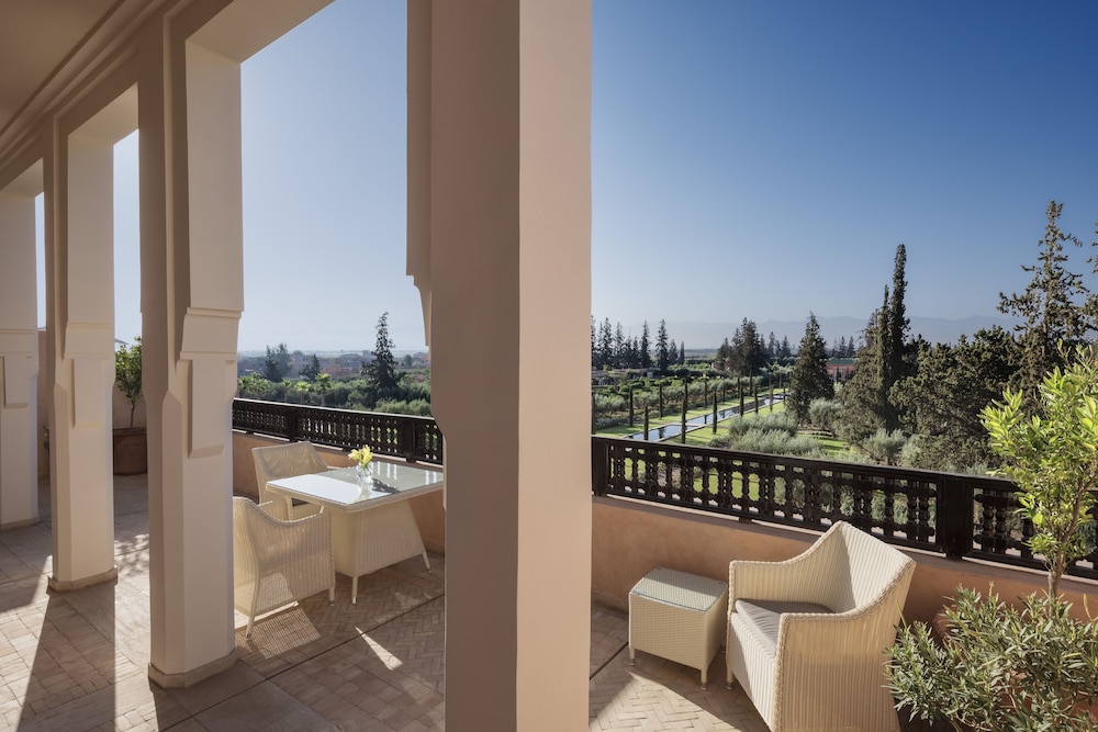 Deluxe Room, 1 King Bed, Terrace - Photo 6
