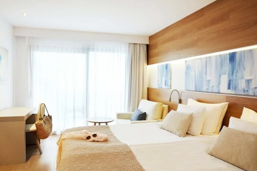 Double Room, Balcony (Prime Large Balcony), photo 6