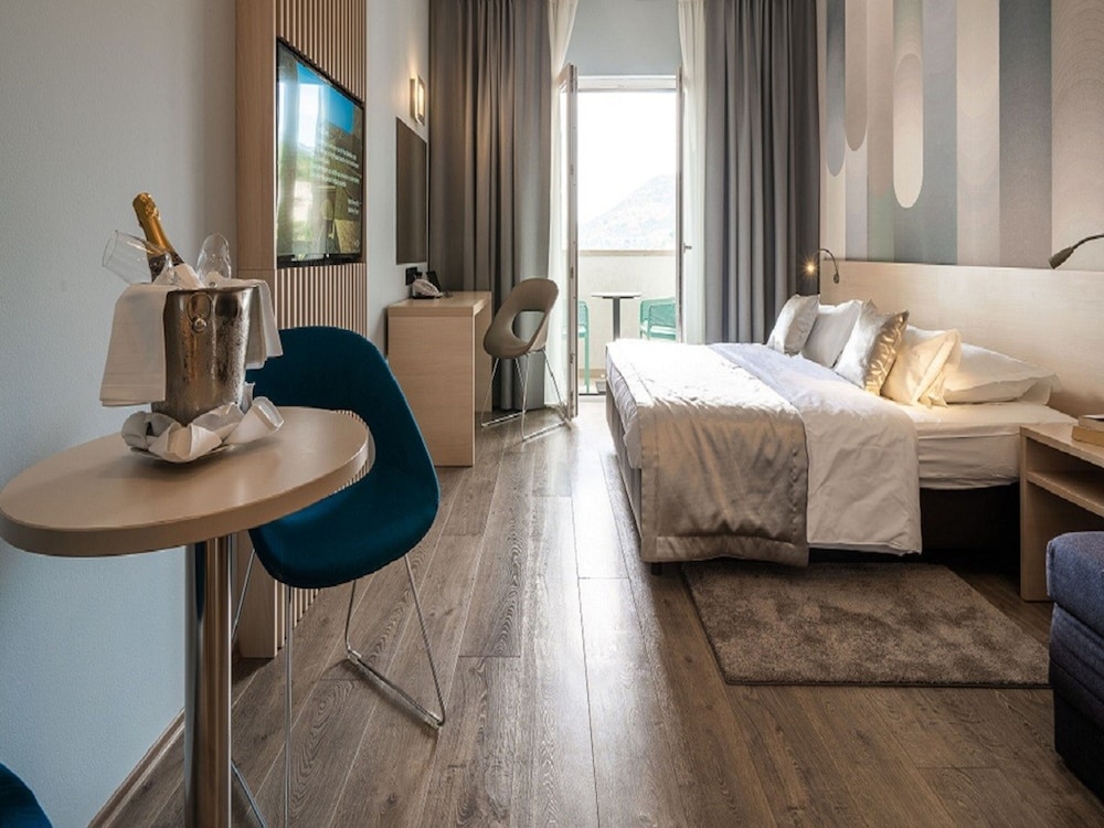 Superior Double Room, Balcony, Sea View