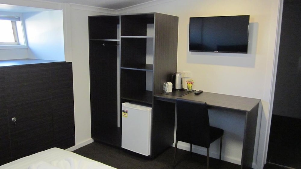 King Kitchenette Room
