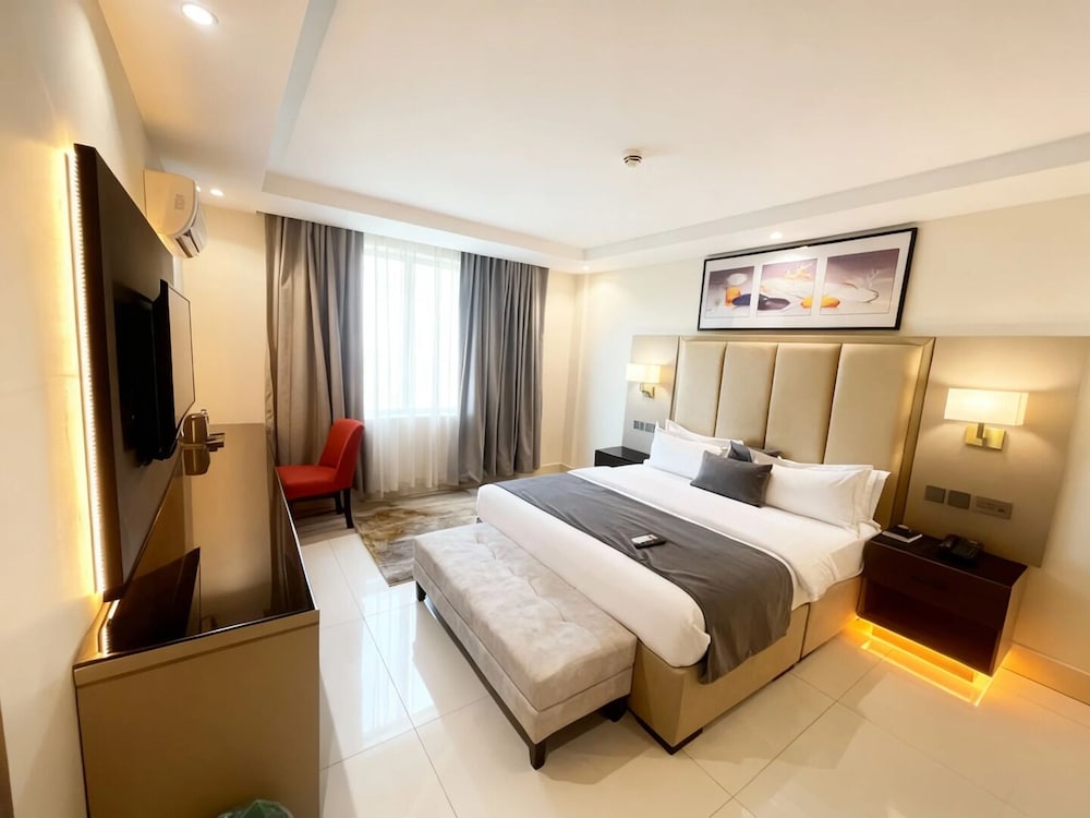 Executive Suite