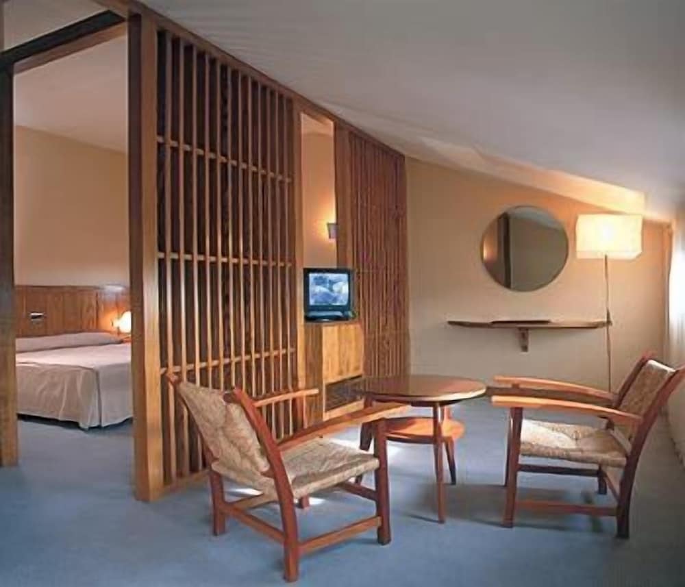Double Room - Photo 4