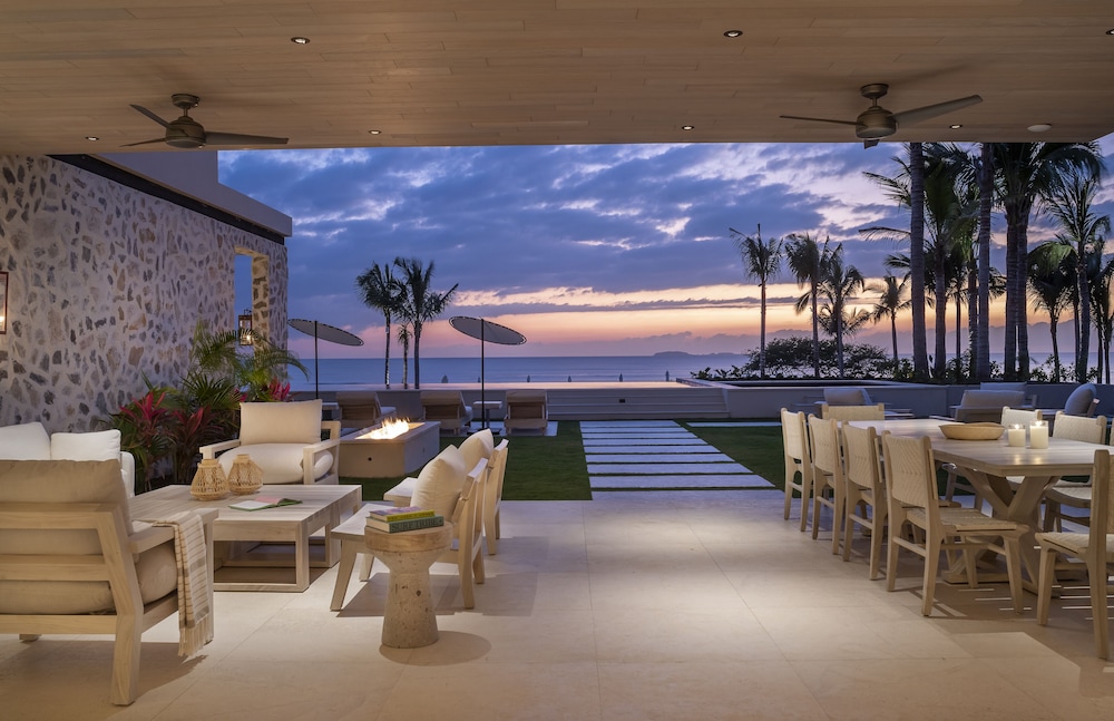 Room, Multiple Beds, Beachfront (Ocaso: Casa with Pool)