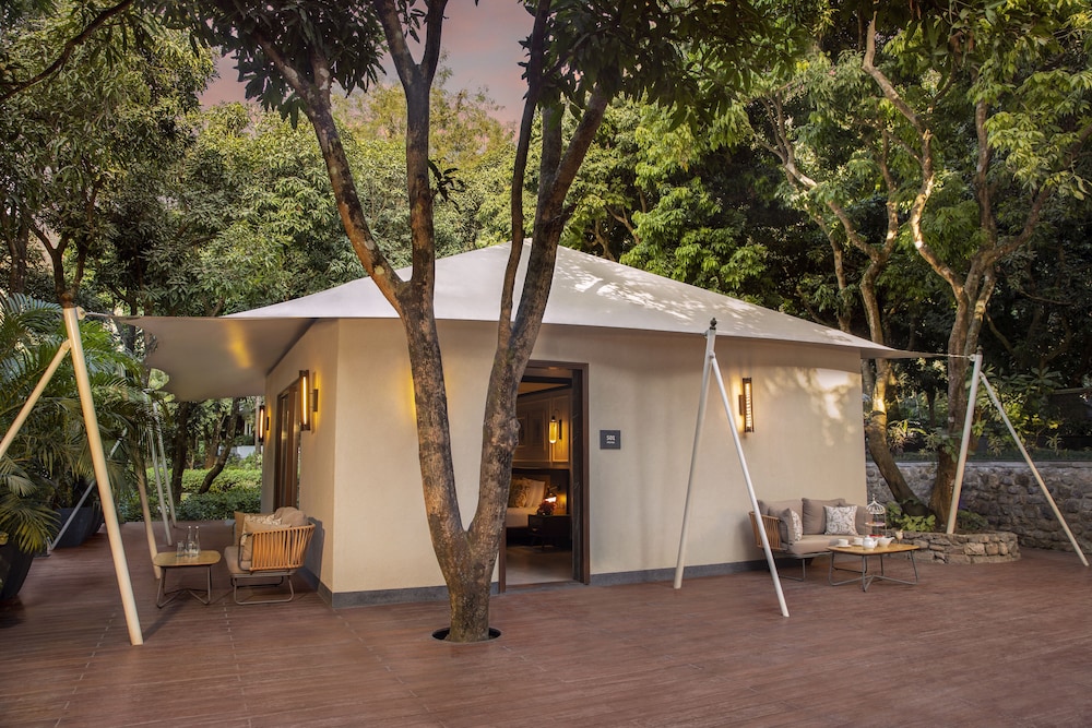 Luxury Suite, River View (Tent) photo 3