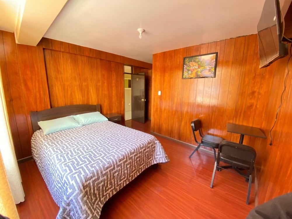 Executive Double or Twin Room, Private Bathroom, City View photo 1