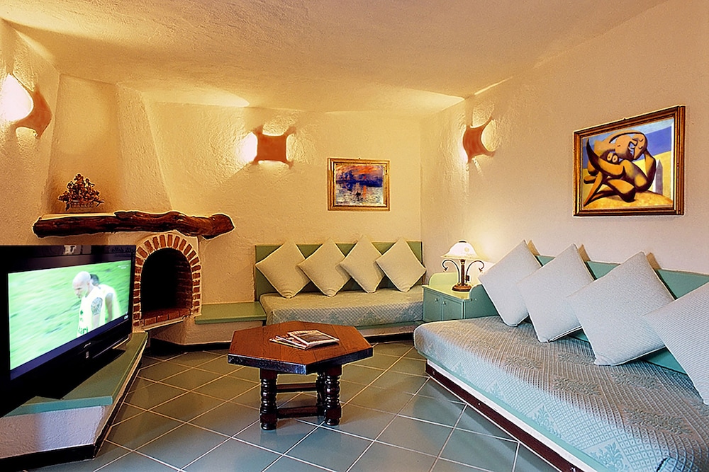 Family Room, Balcony, Sea View photo 2