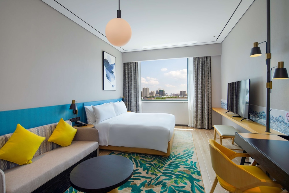 Room, 1 King Bed, Accessible