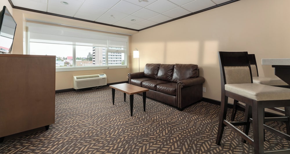 Superior Suite, 1 King Bed with Sofa bed photo 3