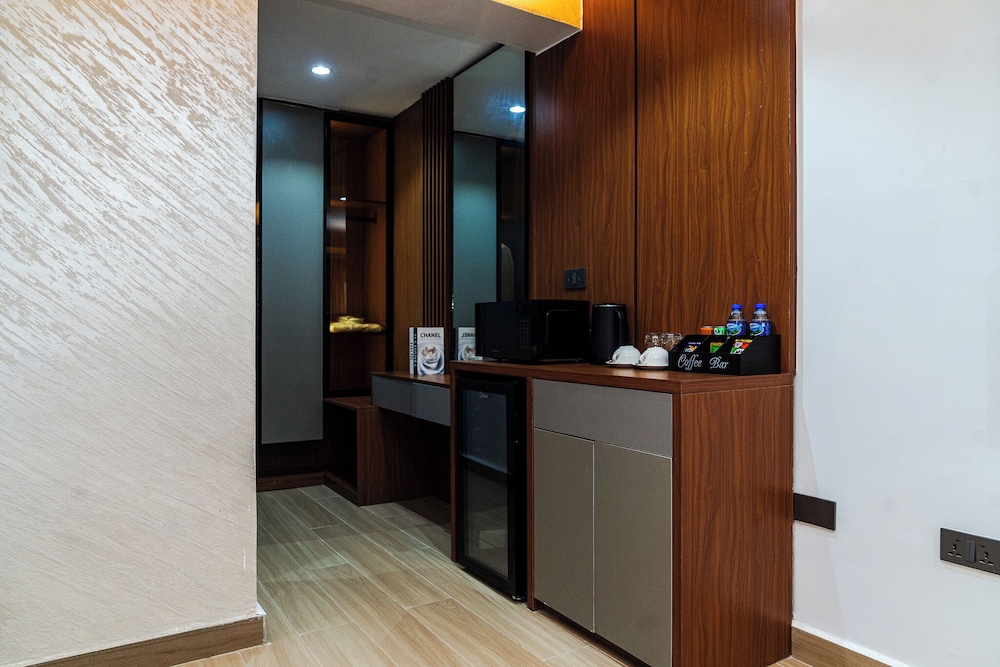 Deluxe Single Room