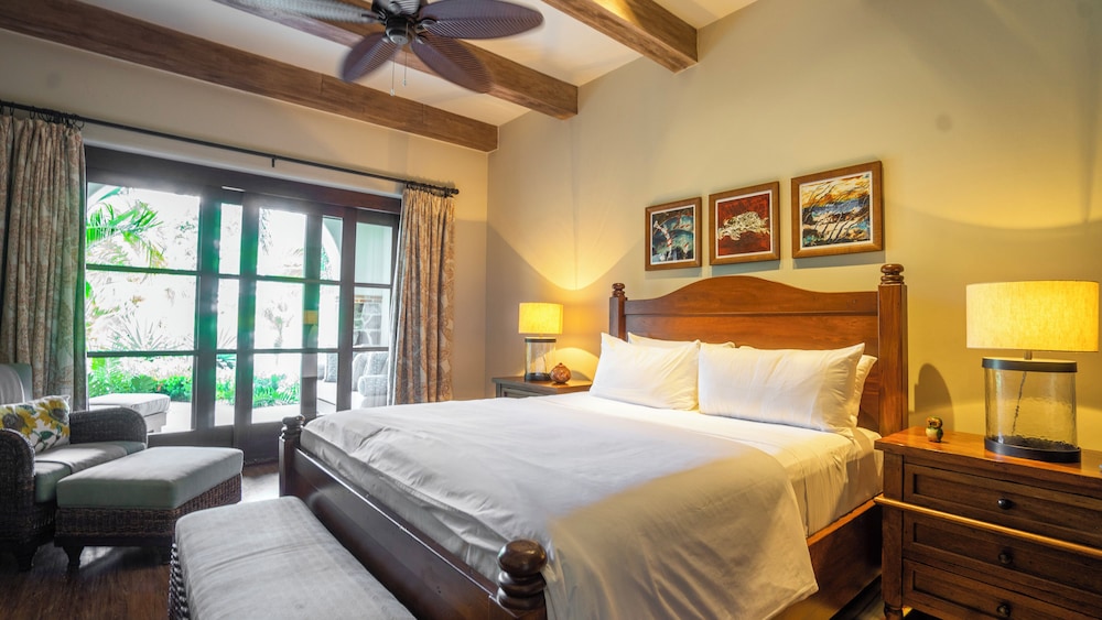Room (Guestroom C) - Photo 1