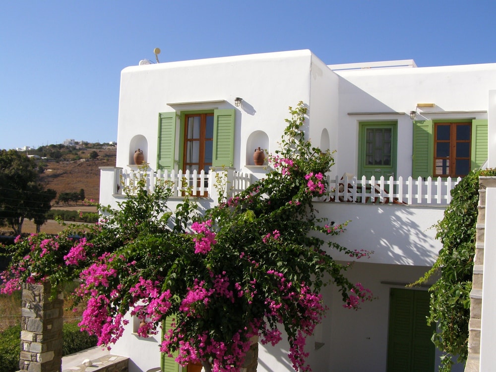 Apartment, 2 Bedrooms, Partial Sea View