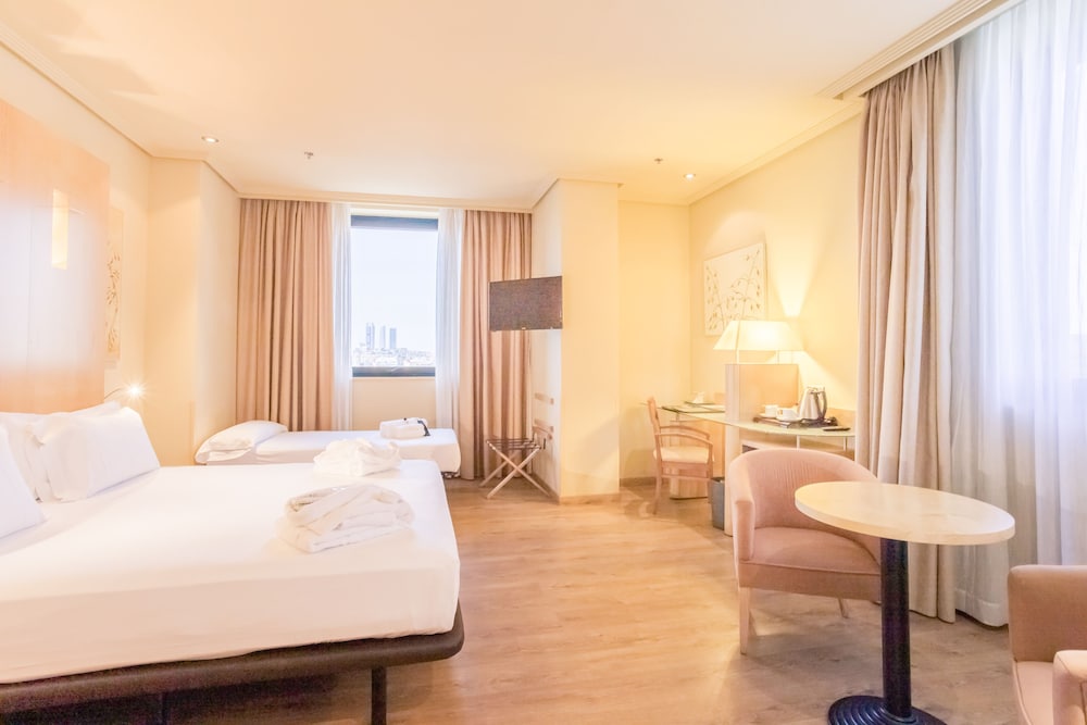 Triple Room - Photo 6