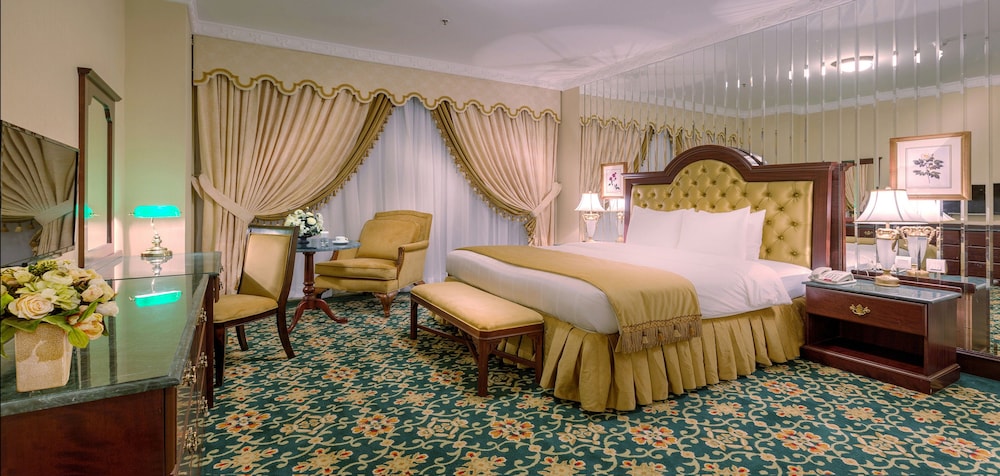Premium Suite