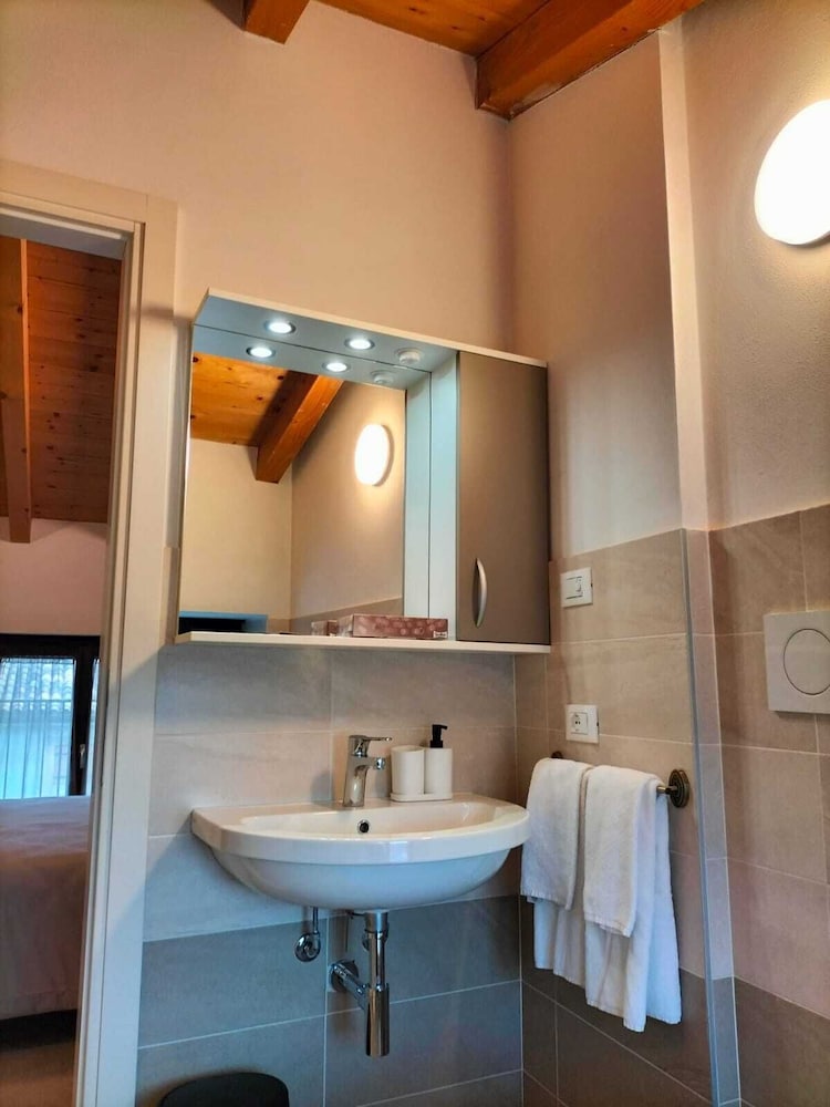 Classic Double Room, City View photo 2