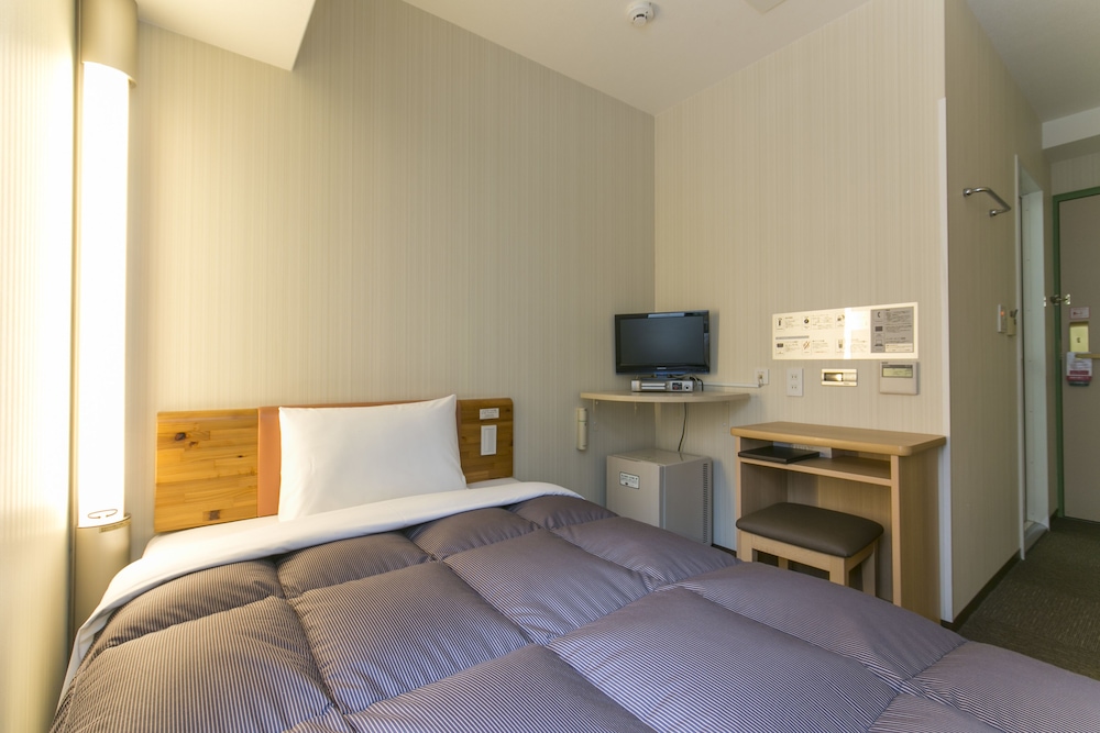 Single Room (Smoking) photo 3