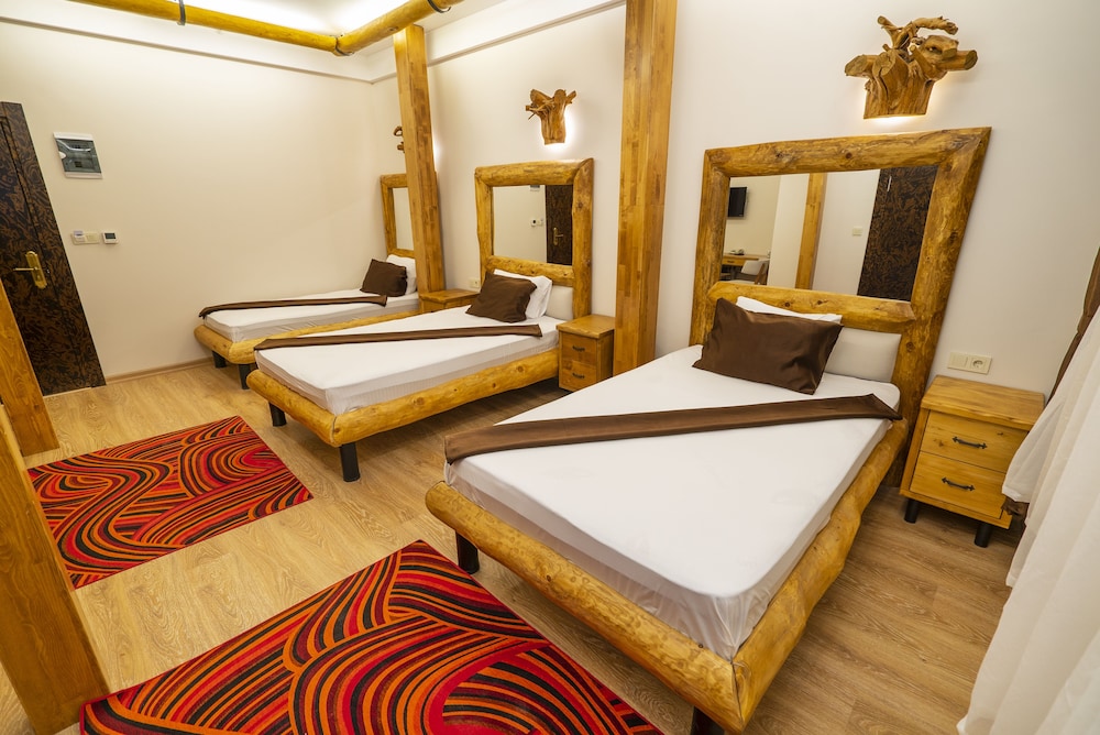 Standard Triple Room photo 3